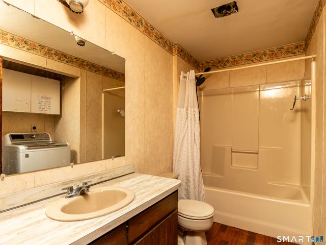 63 High Hill Road, Wallingford, CT 06492