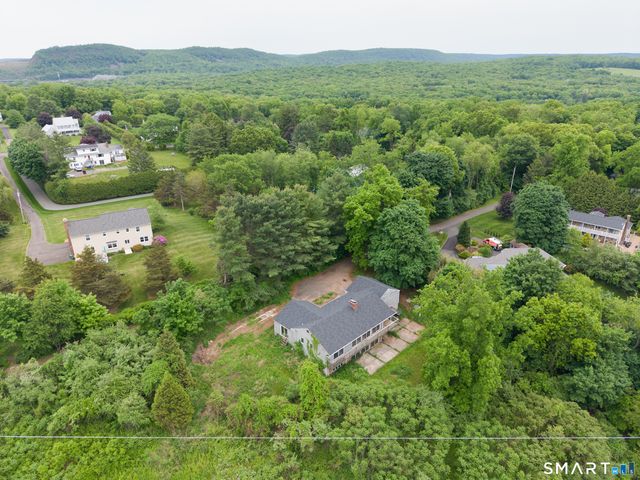63 High Hill Road, Wallingford, CT 06492