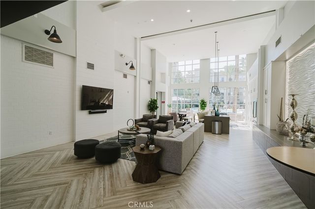 2434 Scholarship, Irvine, CA 92612