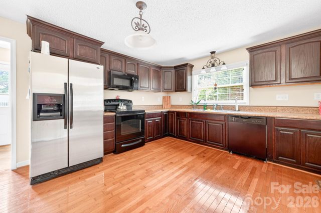 206 Eagle Road, Belmont, NC 28012