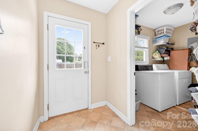 206 Eagle Road, Belmont, NC 28012