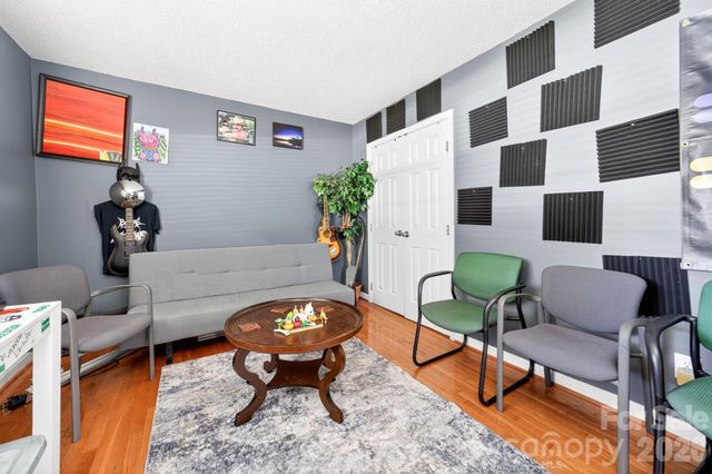 206 Eagle Road, Belmont, NC 28012