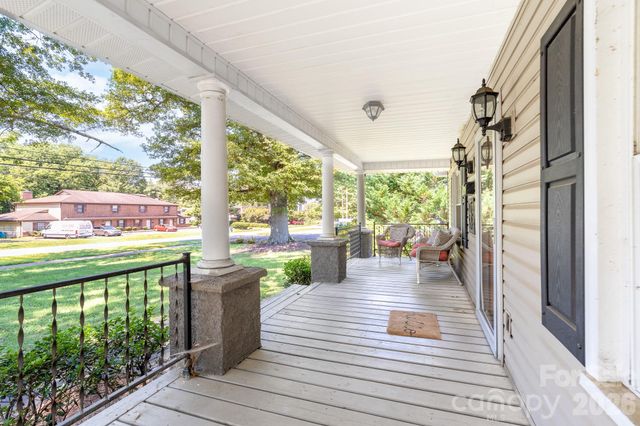 206 Eagle Road, Belmont, NC 28012