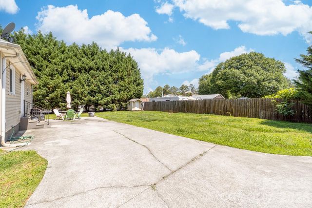 206 Eagle Road, Belmont, NC 28012