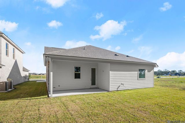 5018 Stonewater Dr, Gonzales, LA 70737