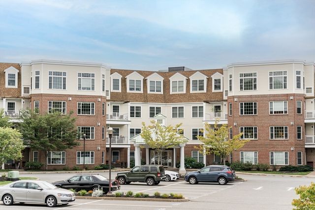 295 Salem St 99, Woburn, MA 01801