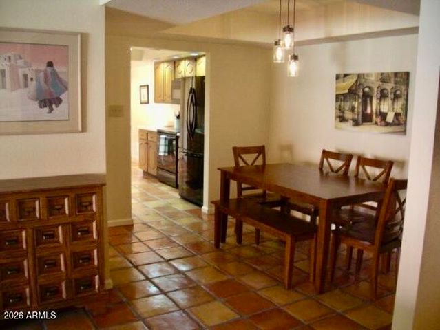 4303 E CACTUS Road 117, Phoenix, AZ 85032