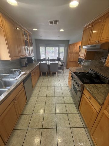 7420 Hesperia, Reseda, CA 91335