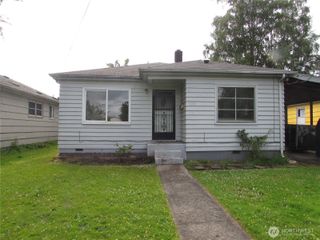 1111 9th Avenue, Longview, WA 98632
