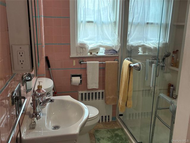 553 W Beech Street, Long Beach, NY 11561
