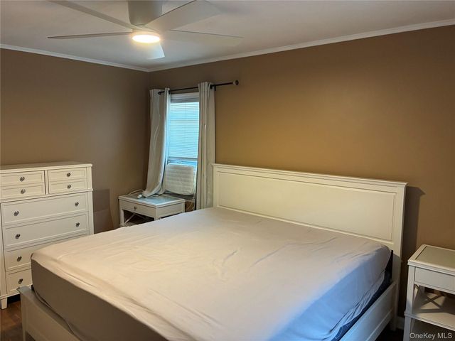 553 W Beech Street, Long Beach, NY 11561