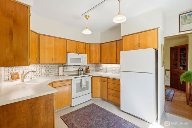 702 E 3rd Avenue, Ellensburg, WA 98926