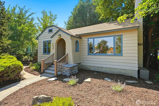 702 E 3rd Avenue, Ellensburg, WA 98926