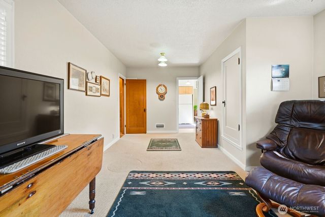 702 E 3rd Avenue, Ellensburg, WA 98926