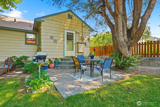 702 E 3rd Avenue, Ellensburg, WA 98926