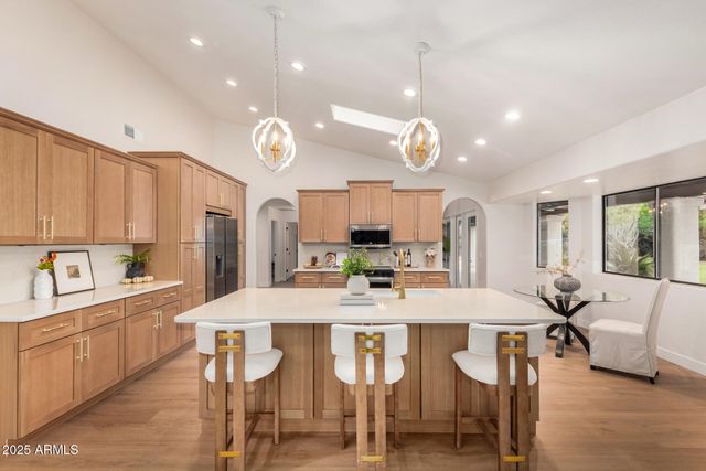 7722 W MICHIGAN Avenue, Glendale, AZ 85308