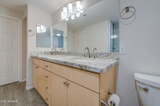 18416 N CAVE CREEK Road 1019, Phoenix, AZ 85032