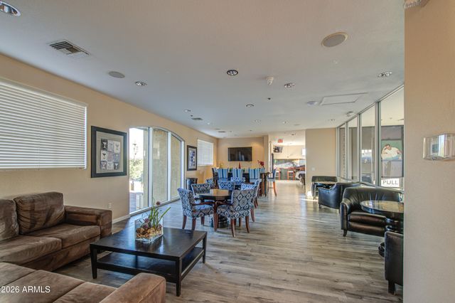 18416 N CAVE CREEK Road 1019, Phoenix, AZ 85032