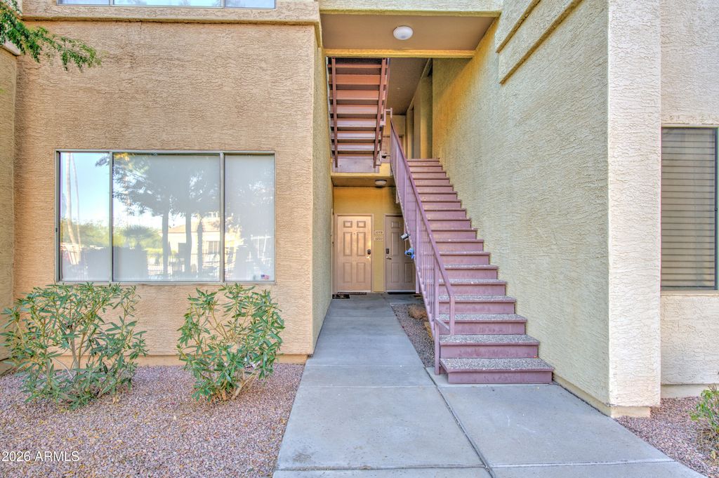 18416 N CAVE CREEK Road 1019, Phoenix, AZ 85032