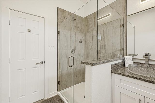 911 13th Street, San Leon, TX 77539