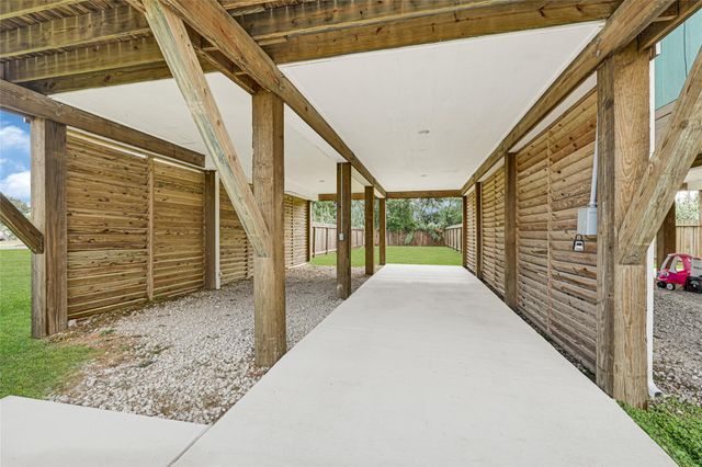 911 13th Street, San Leon, TX 77539