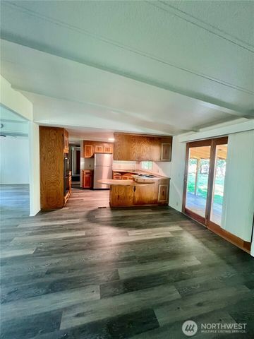 271 A Highway 20, Tonasket, WA 98855