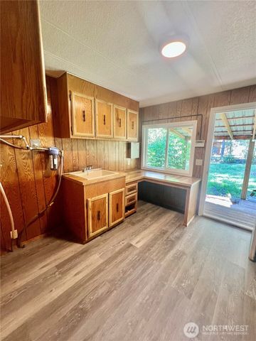 271 A Highway 20, Tonasket, WA 98855