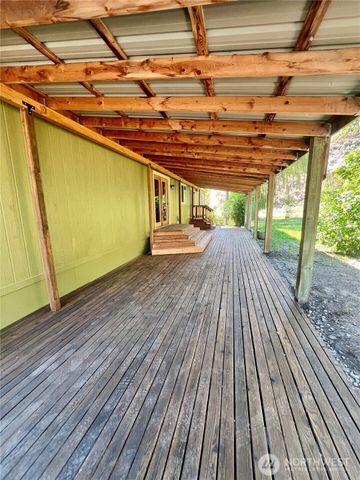 271 A Highway 20, Tonasket, WA 98855