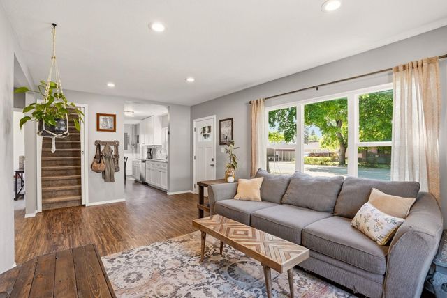 3016 N Park Rd, Spokane Valley, WA 99212