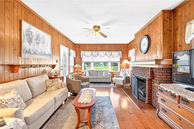 4007 41st Ave., Pulaski Twp, PA 15066