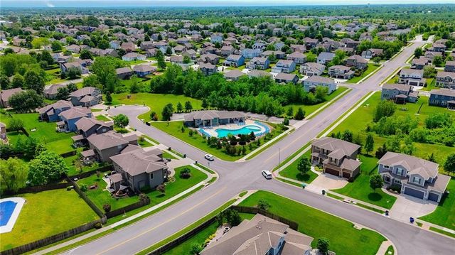 1513 SW Whistle Drive, Lee's Summit, MO 64082