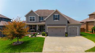 1513 SW Whistle Drive, Lee's Summit, MO 64082