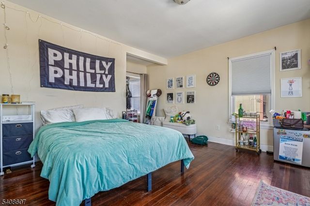 201 Murray St, Elizabeth City, NJ 07202