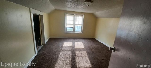 1708 8th Street, Port Huron, MI 48060