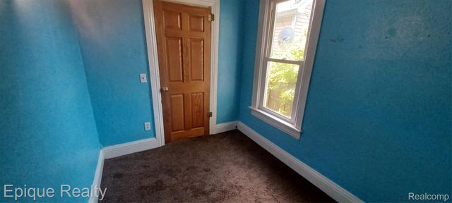 1708 8th Street, Port Huron, MI 48060