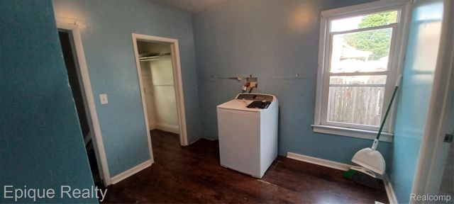 1708 8th Street, Port Huron, MI 48060