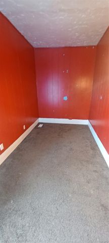 1708 8th Street, Port Huron, MI 48060