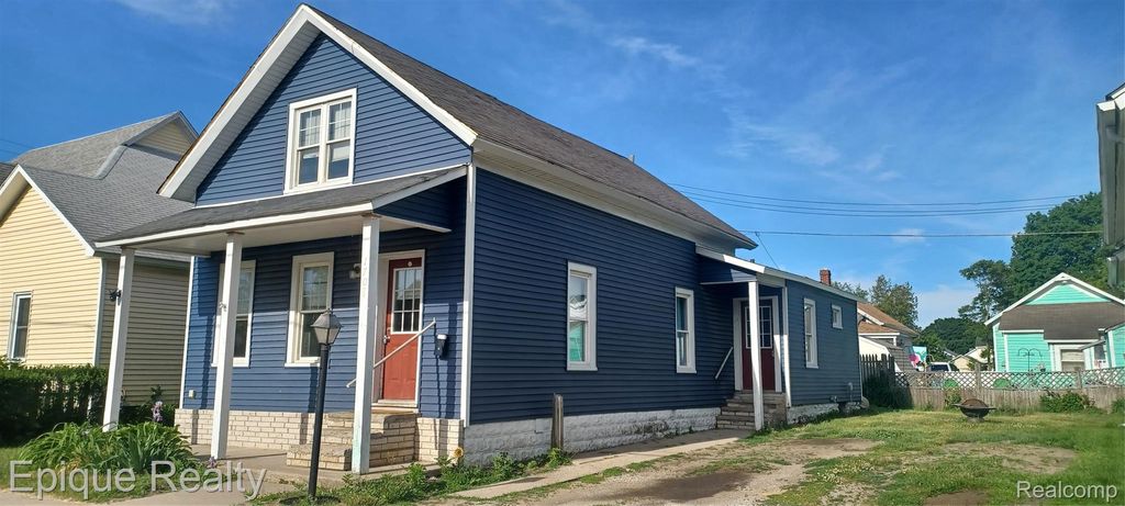 1708 8th Street, Port Huron, MI 48060