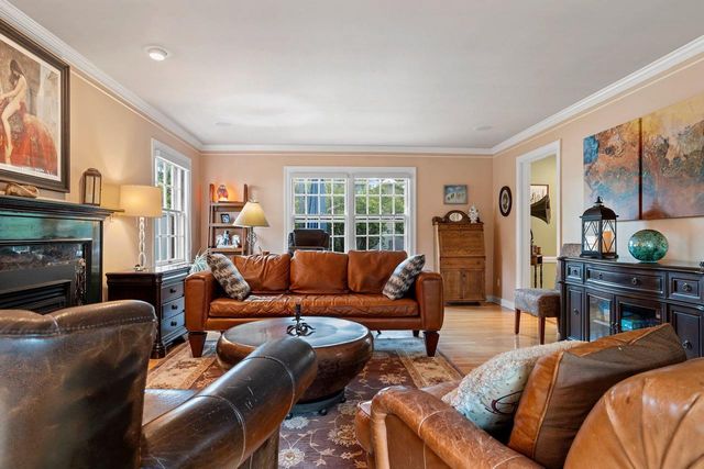 356 WARREN COURT, Green Bay, WI 54301