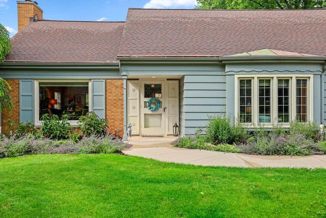 356 WARREN COURT, Green Bay, WI 54301