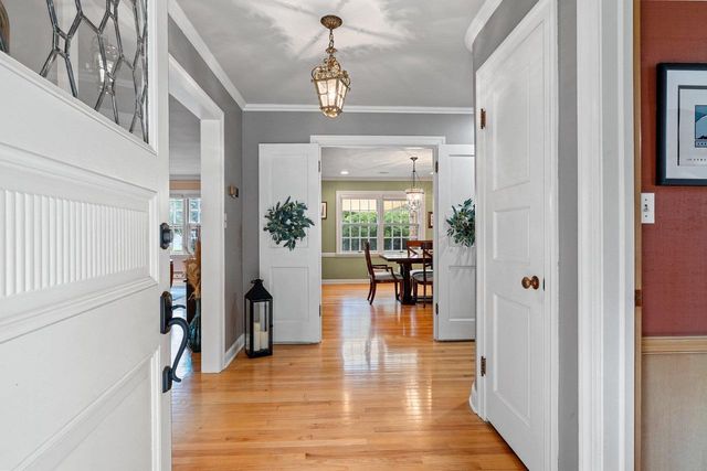 356 WARREN COURT, Green Bay, WI 54301