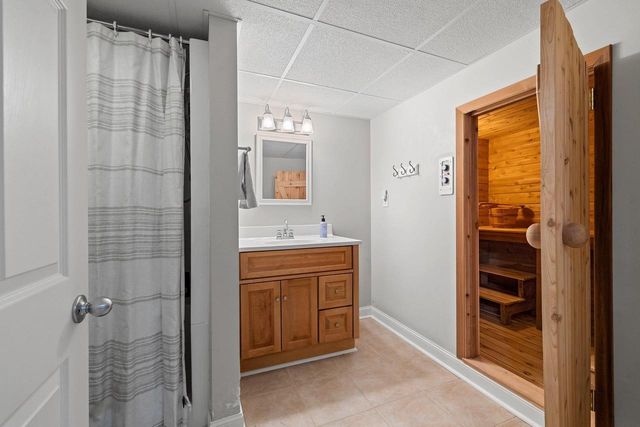 356 WARREN COURT, Green Bay, WI 54301