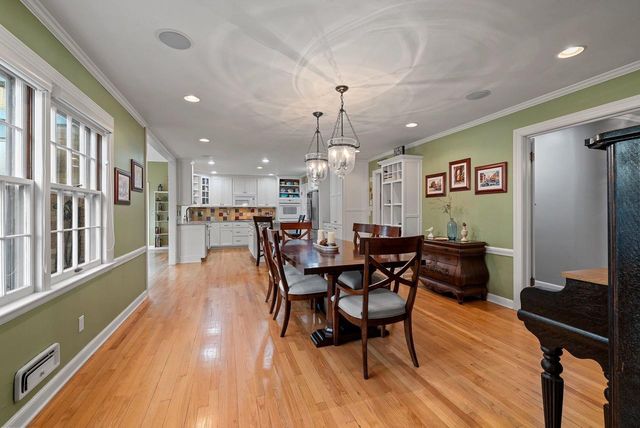 356 WARREN COURT, Green Bay, WI 54301