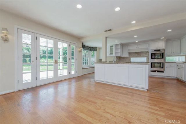 20 Redonda, Irvine, CA 92620