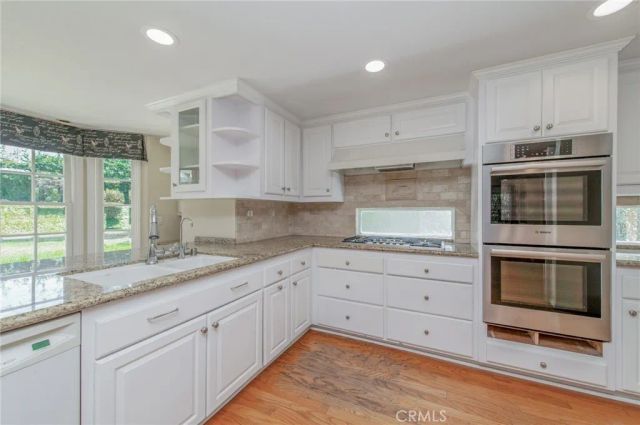 20 Redonda, Irvine, CA 92620