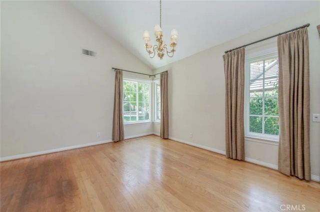 20 Redonda, Irvine, CA 92620