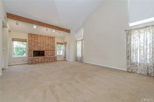 20 Redonda, Irvine, CA 92620