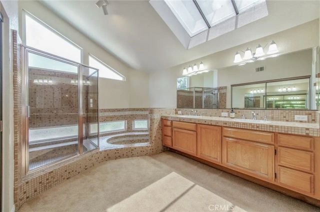 20 Redonda, Irvine, CA 92620