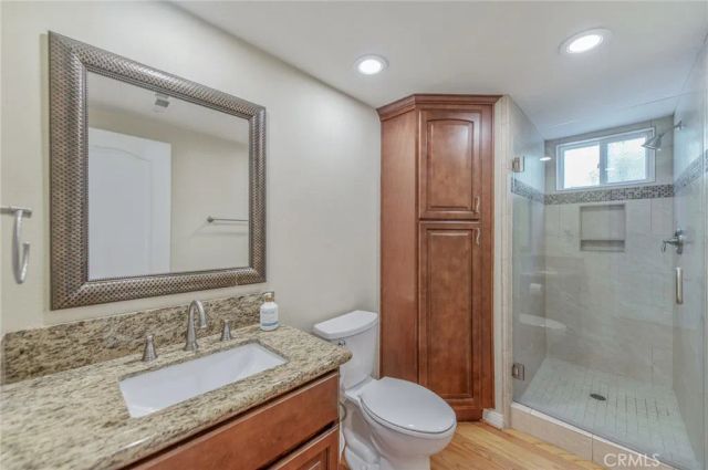 20 Redonda, Irvine, CA 92620