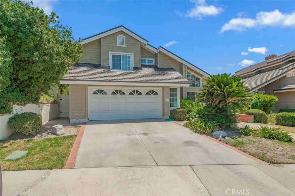 20 Redonda, Irvine, CA 92620